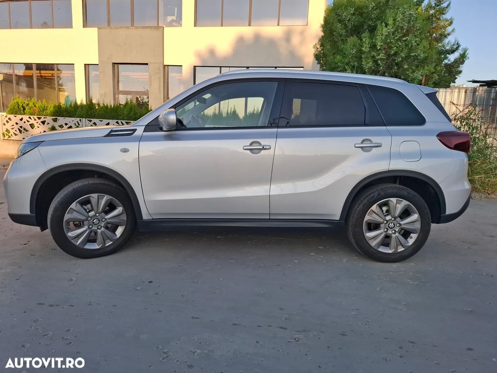 Suzuki Vitara 1.4 Boosterjet MHEV Passion - 1