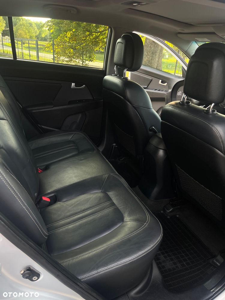 Kia Sportage 2.0 CRDI AWD Spirit - 16