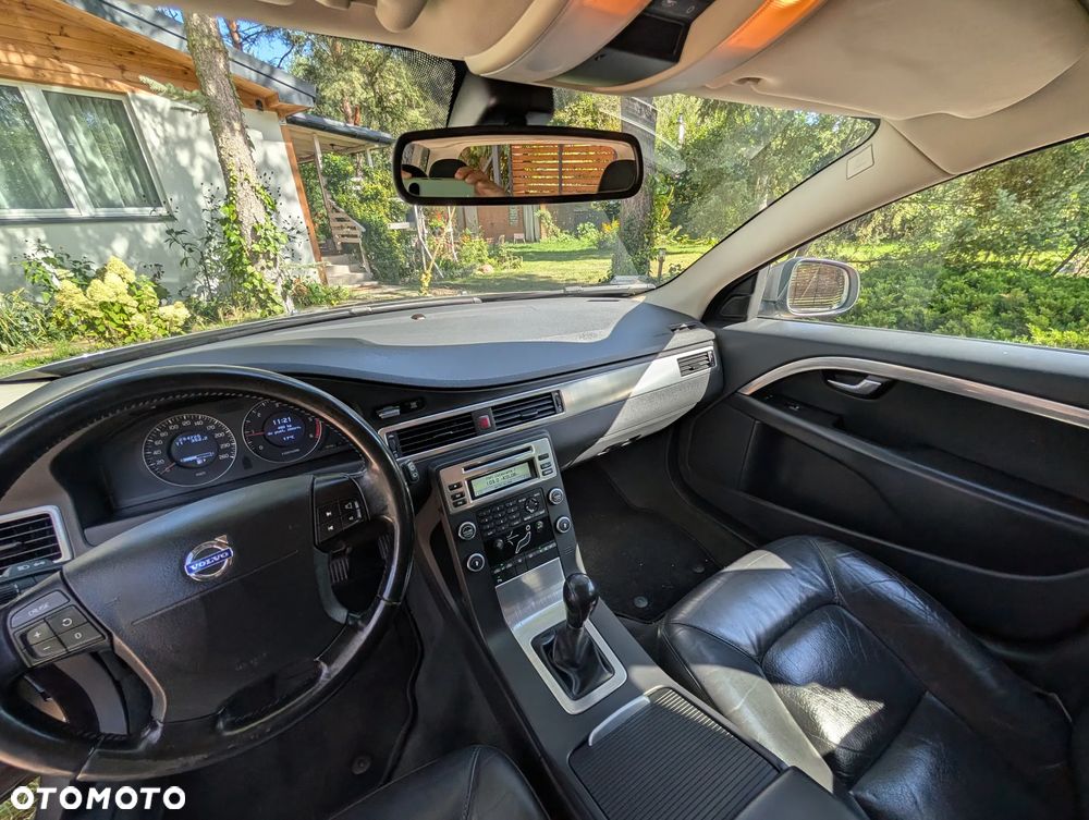 Volvo V70 2.0D Momentum - 29