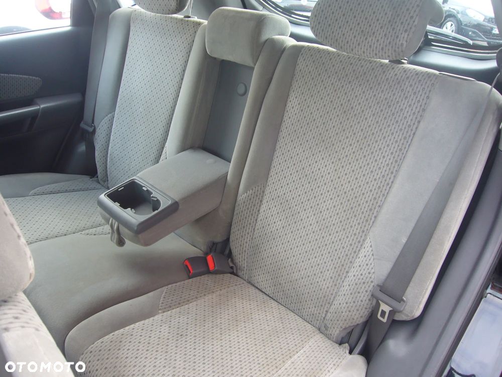 Hyundai Tucson 2.0 CRDi Elegance + - 14