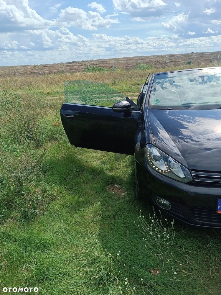 Volkswagen Golf - 6