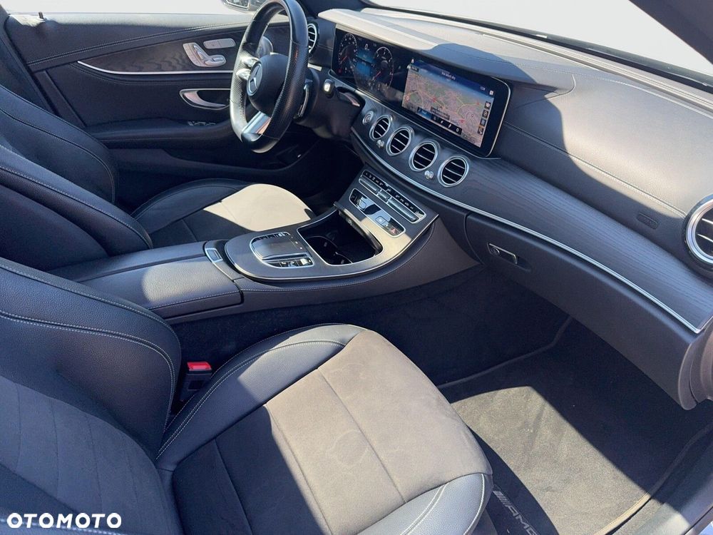 Mercedes-Benz Klasa E 220 d 4-Matic AMG - 22