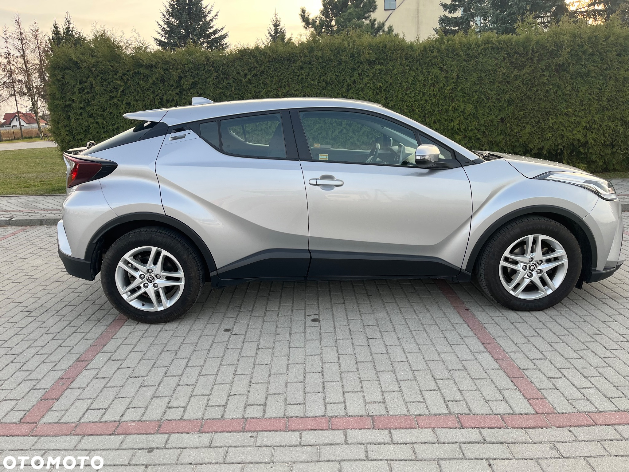 Toyota C-HR 1.8 Hybrid Comfort - 4