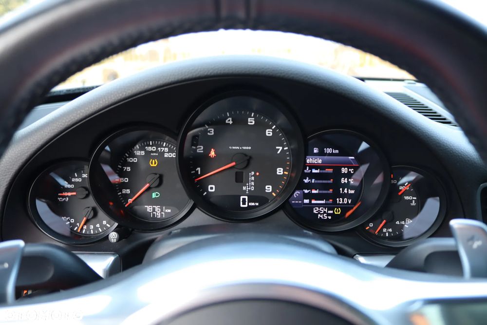 Porsche 911 Carrera PDK - 18