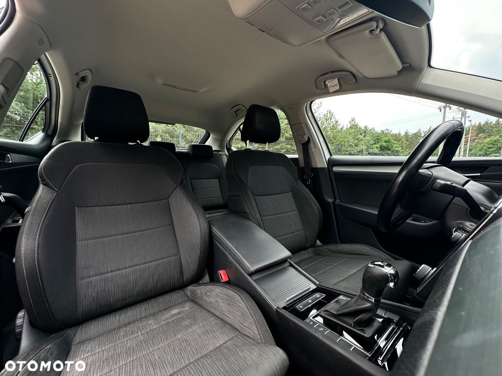 Skoda Superb 2.0 TDI Ambition DSG7 - 16