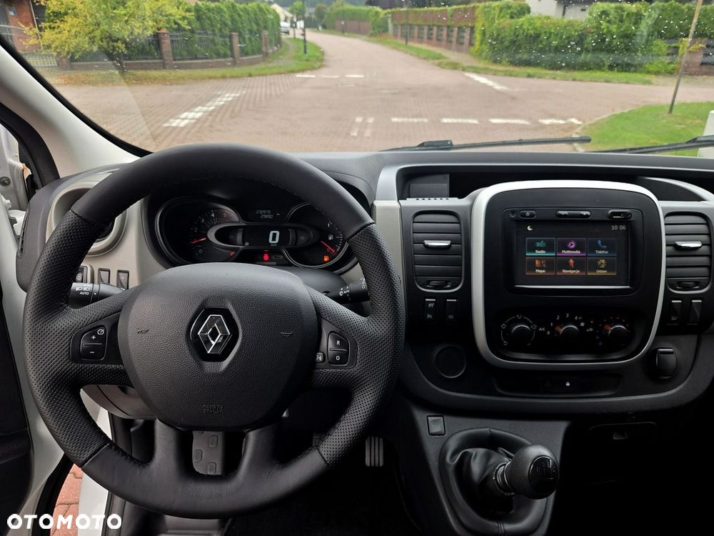 Renault Trafic - 11