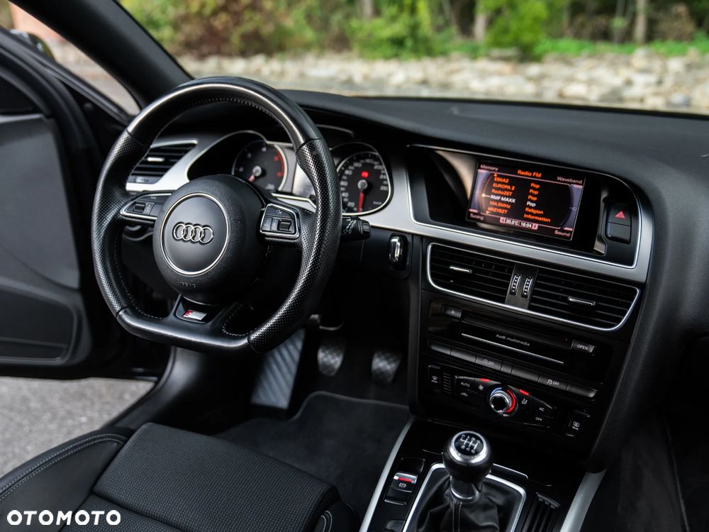 Audi A4 Avant 2.0 TDI DPF S line Sportpaket - 31