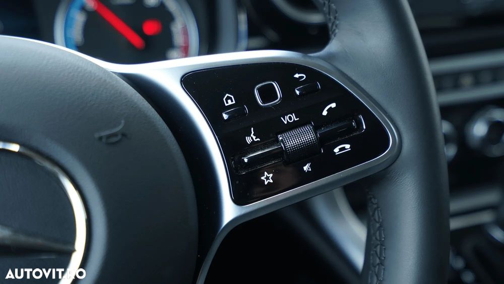 Mercedes-Benz EQT - 15