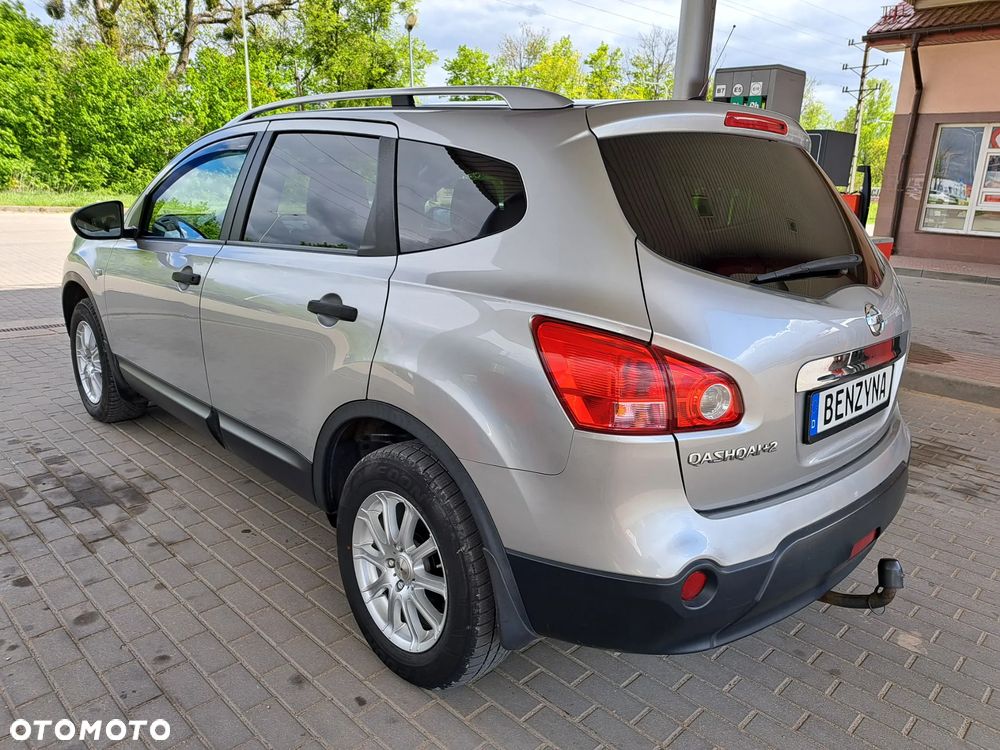 Nissan Qashqai+2 - 12