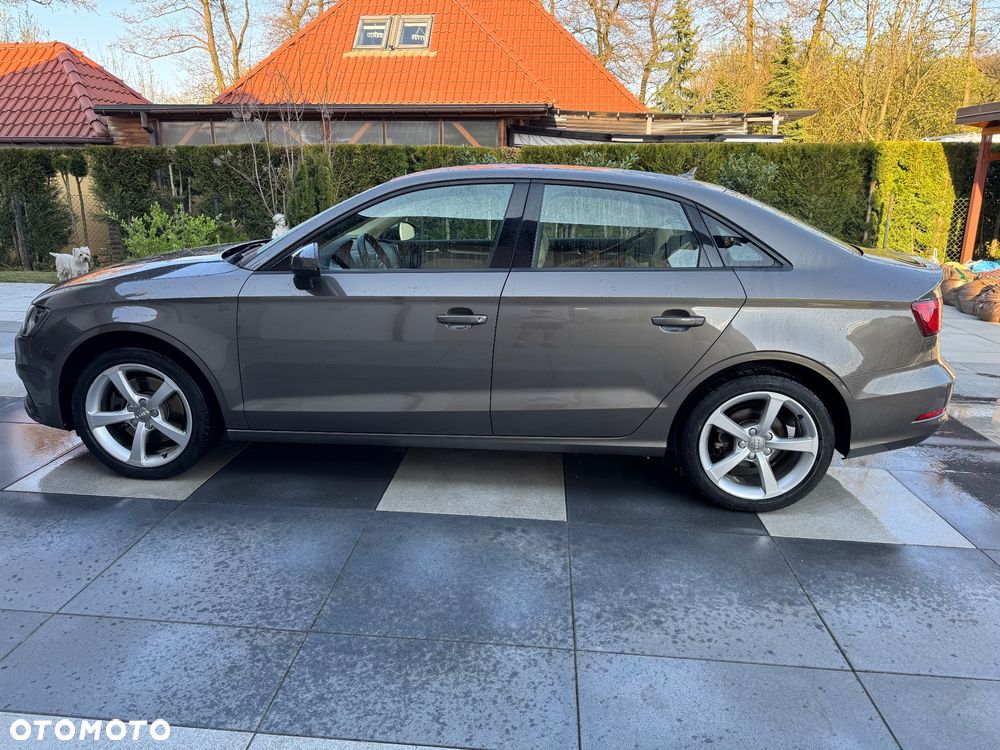 Audi A3 Limousine 1.8 TFSI Quattro Attraction S tronic - 4