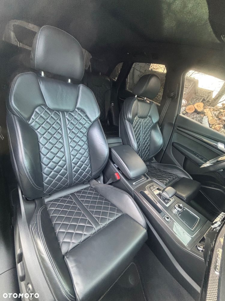 Audi SQ5 - 40