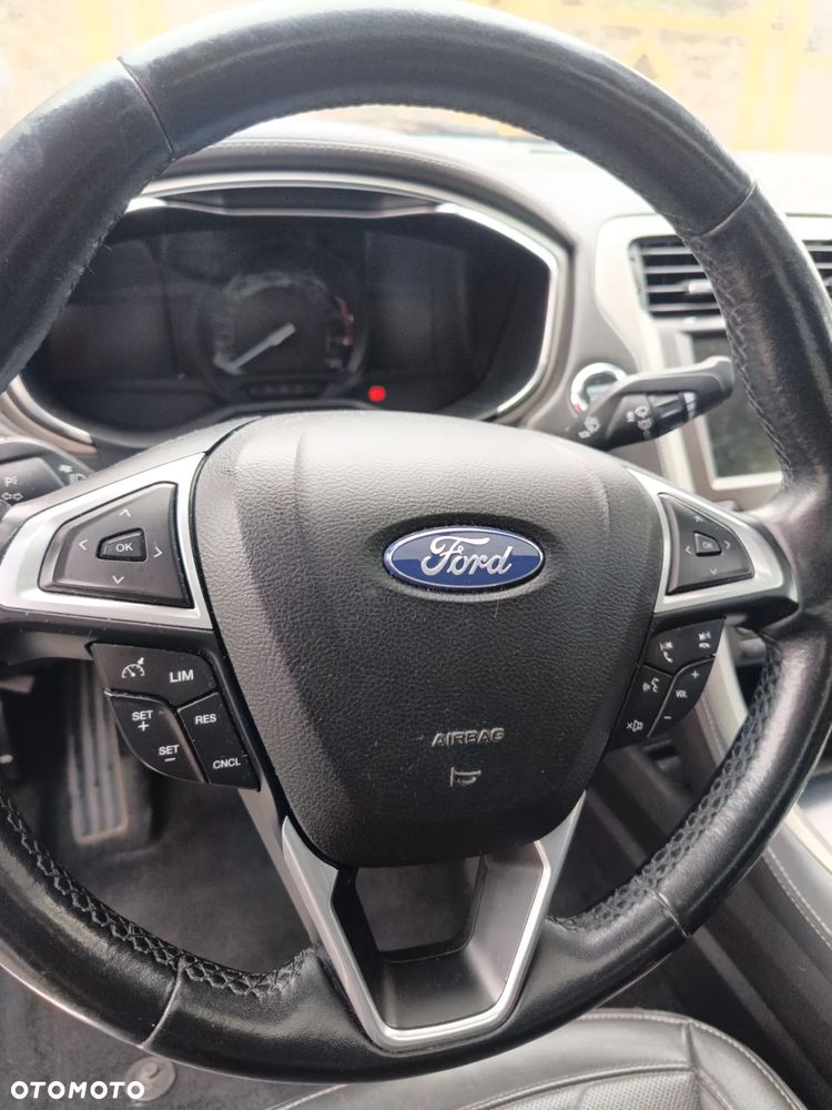 Ford Mondeo 2.0 Hybrid Vignale - 9