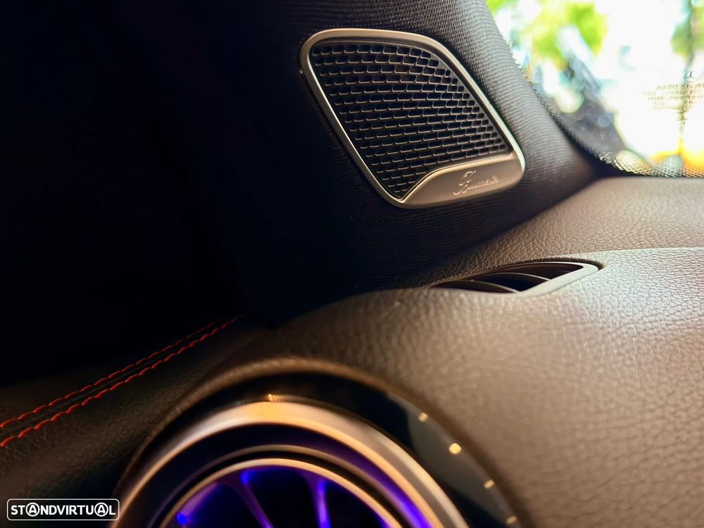 Mercedes-Benz GLB 35 AMG 4Matic - 51