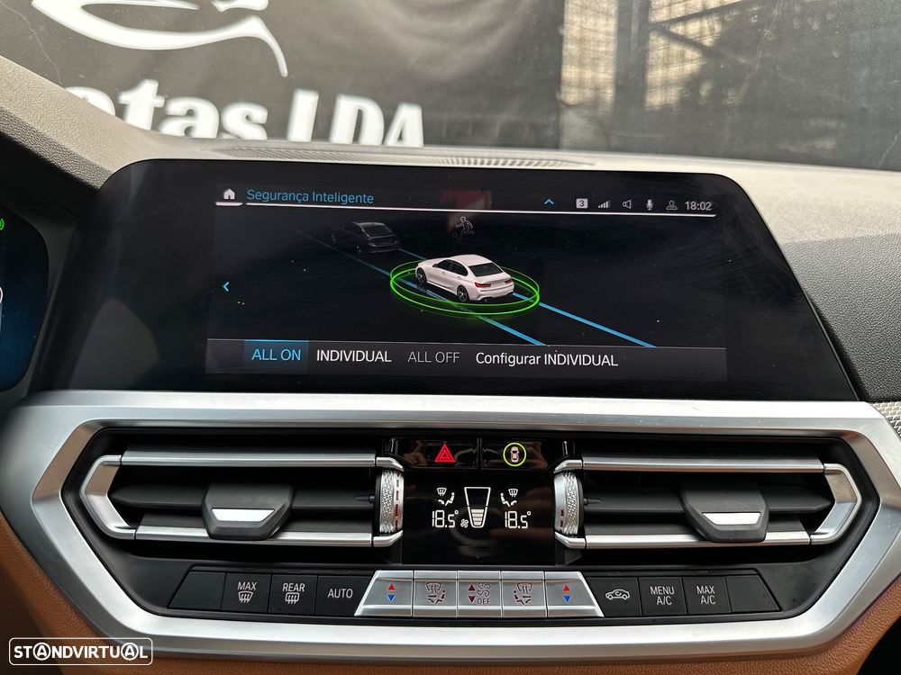 BMW 330 e Aut. M Sport - 21