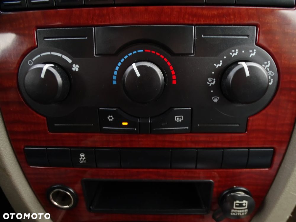 Jeep Grand Cherokee - 10