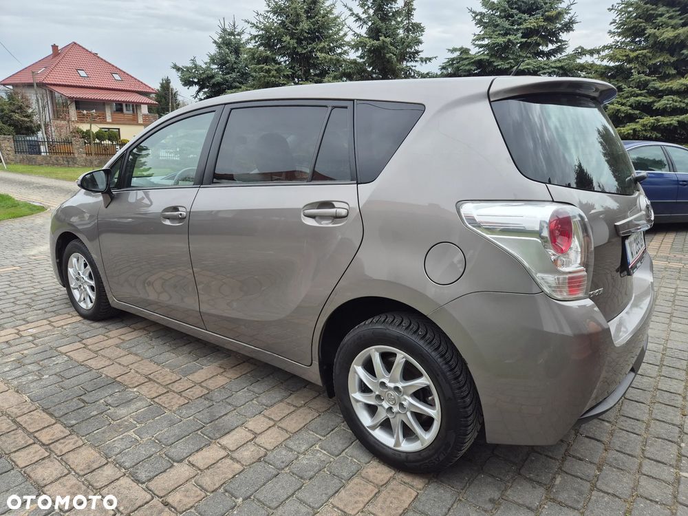 Toyota Verso 1.6 D-4D 5-Sitzer Start/Stop Executive - 7