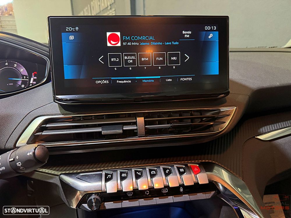 Peugeot 5008 1.2 PureTech Allure EAT8 - 26
