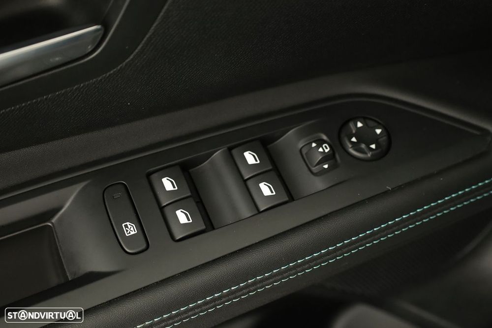 Peugeot 5008 1.2 PureTech Allure Pack EAT8 - 21