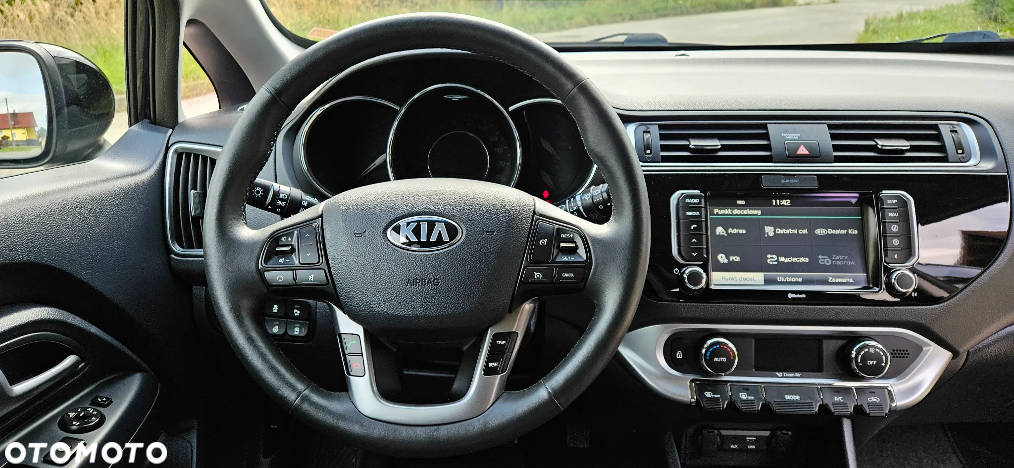 Kia Rio - 21