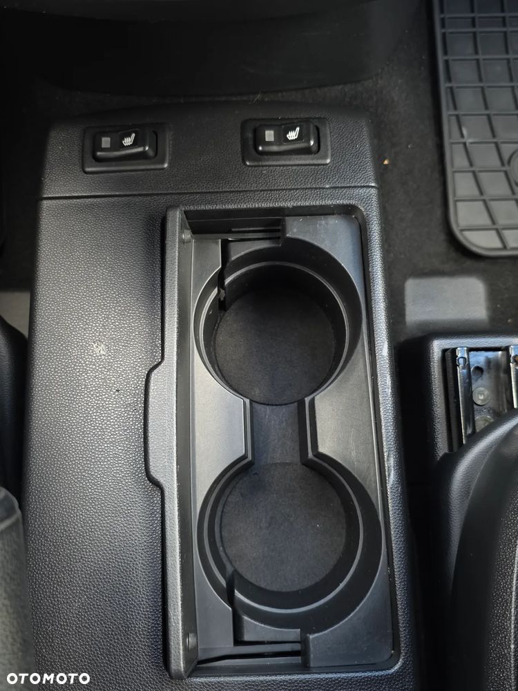 Mazda 5 2.0 Exclusive - 24