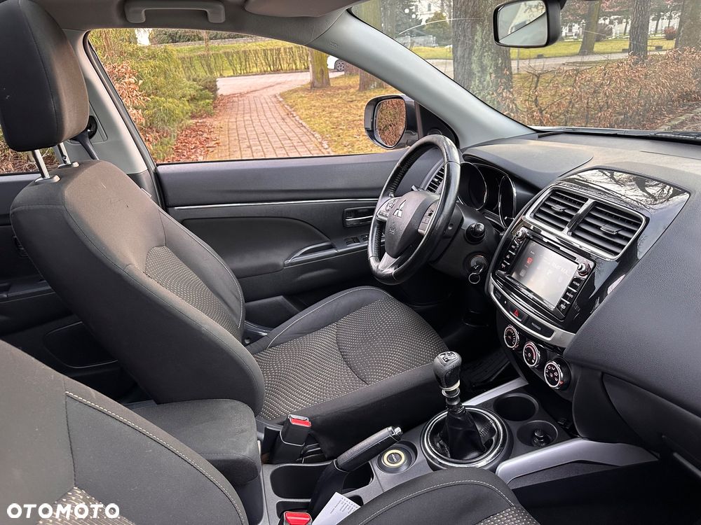 Mitsubishi ASX 1.8 DI-D 4WD Instyle - 24