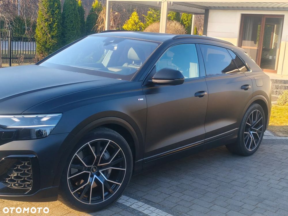 Audi Q8 55 TFSI e PHEV Quattro Tiptronic - 2