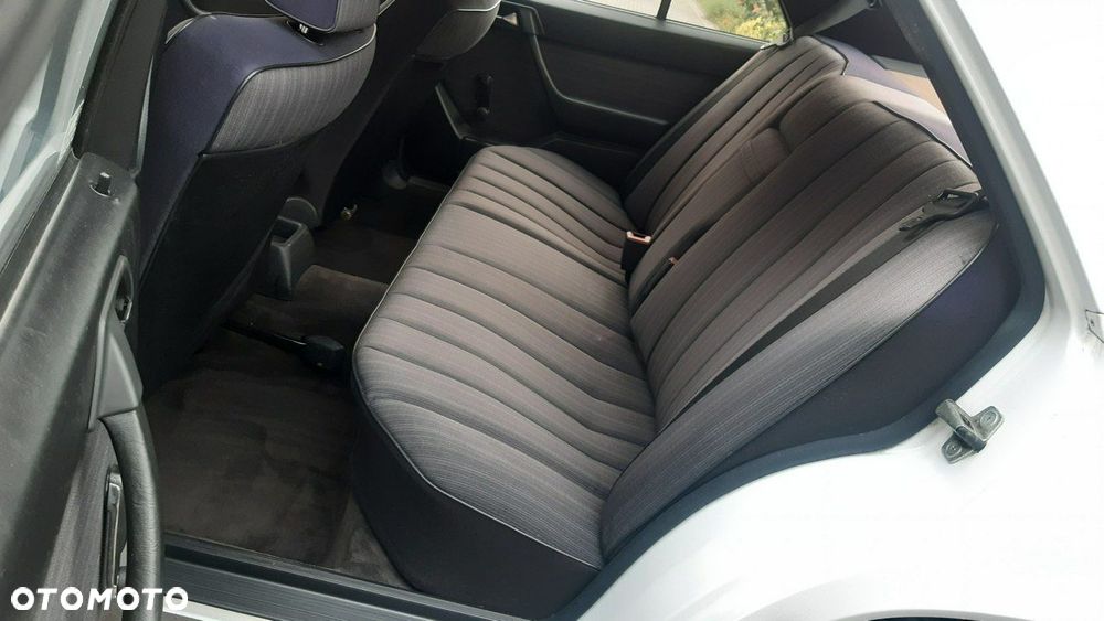 Mercedes-Benz W124 (1984-1993) - 5