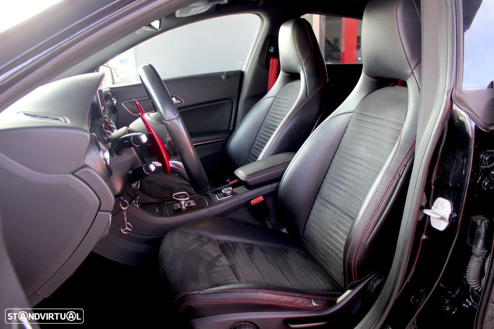 Mercedes-Benz CLA 45 AMG 4Matic 7G-DCT - 7