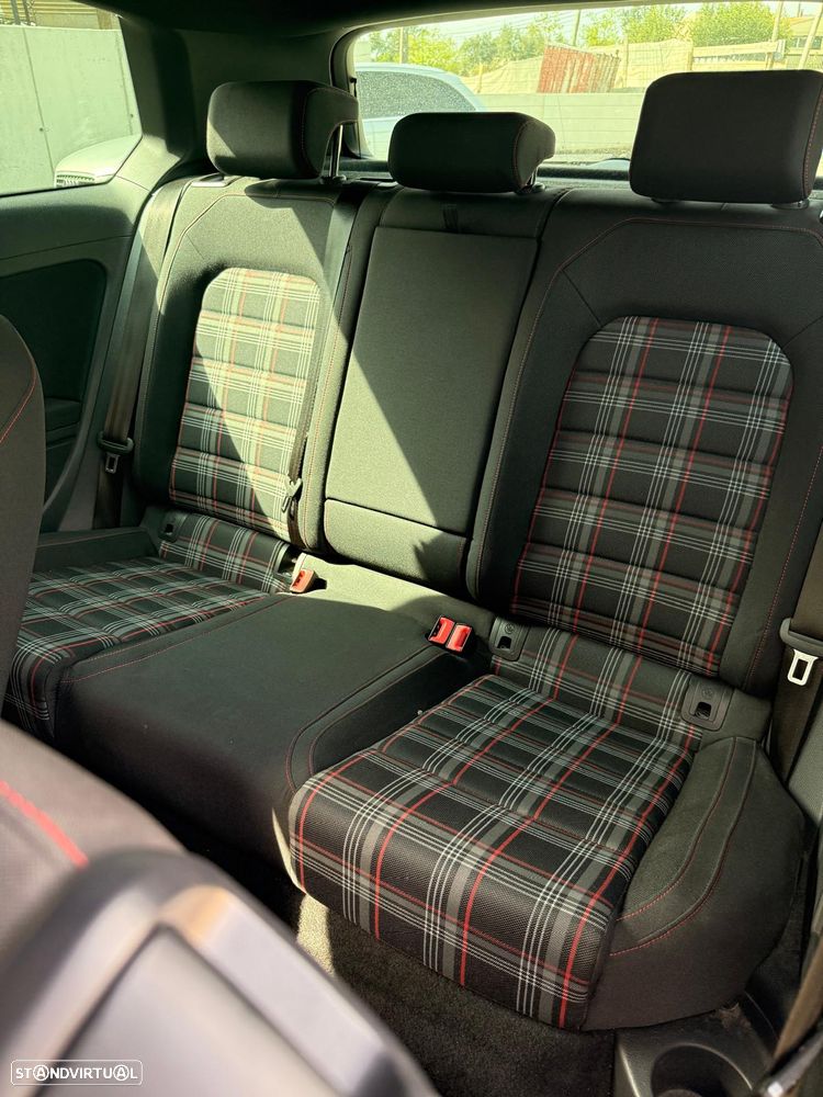 VW Golf 2.0 TSi GTi Performance - 7