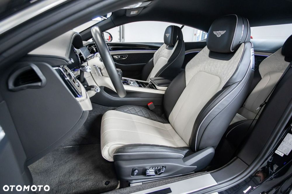 Bentley Continental GT - 26