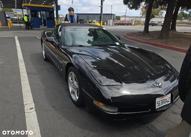 Chevrolet Corvette - 2