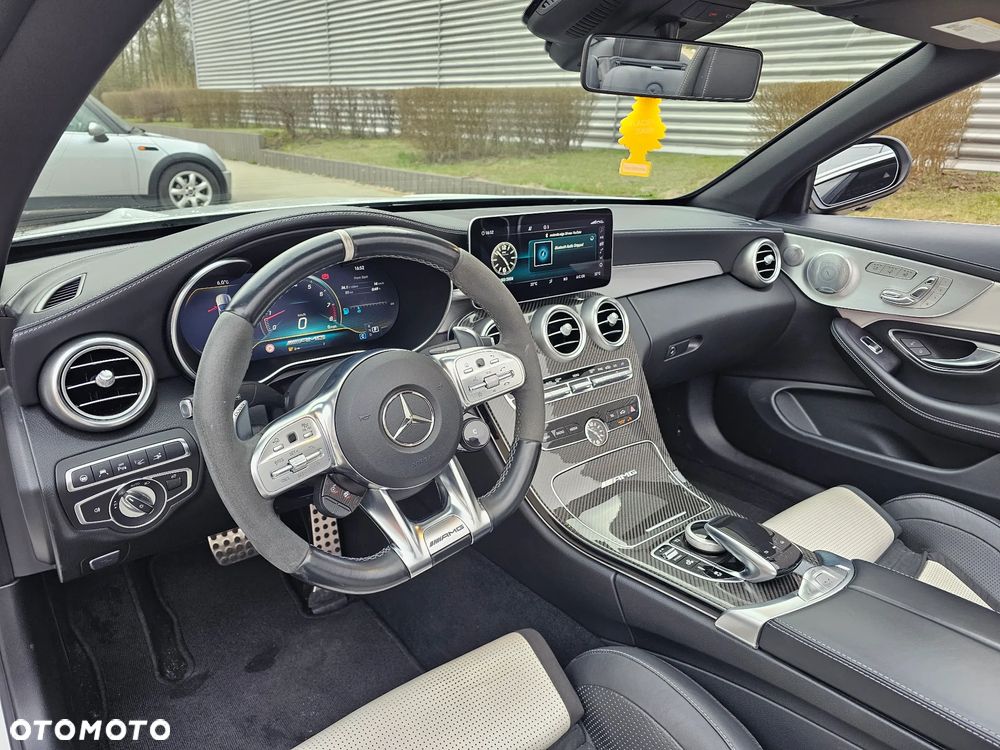 Mercedes-Benz Klasa C 63 S AMG 9G-TRONIC - 31