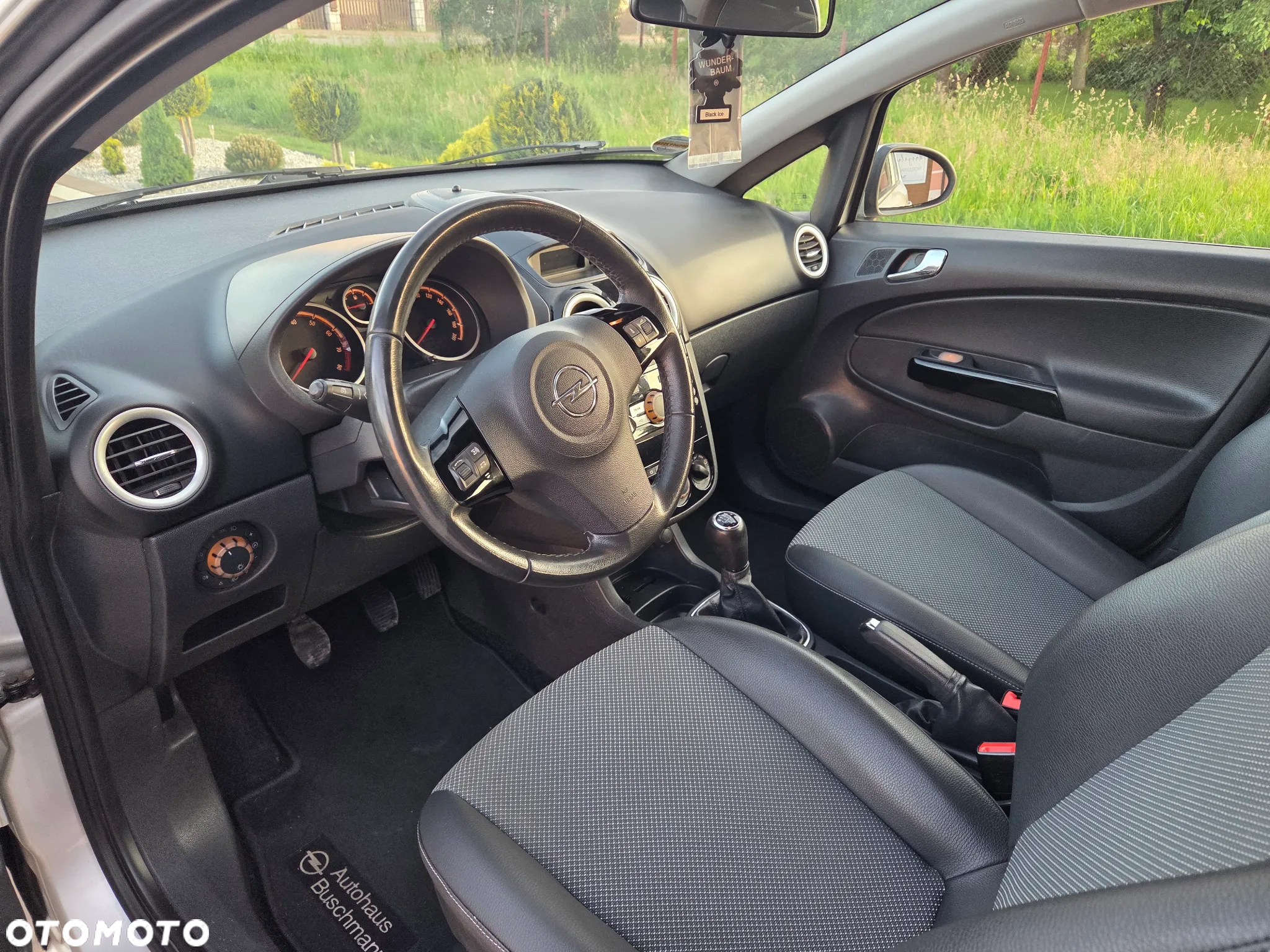 Opel Corsa 1.2 16V Color Edition - 12