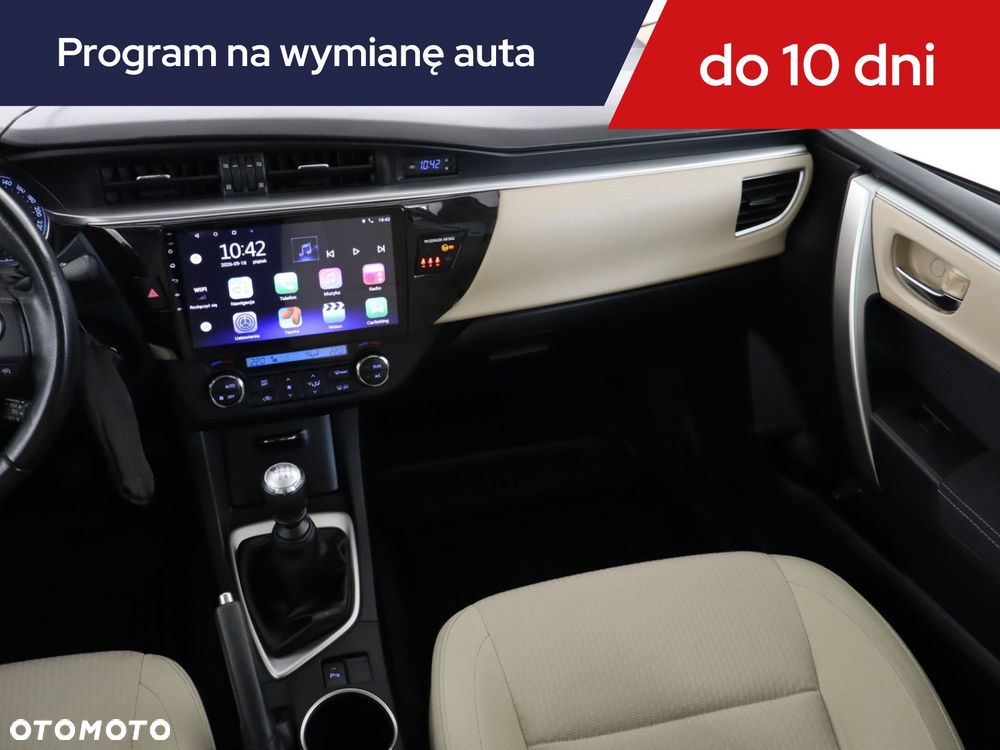 Toyota Corolla - 10