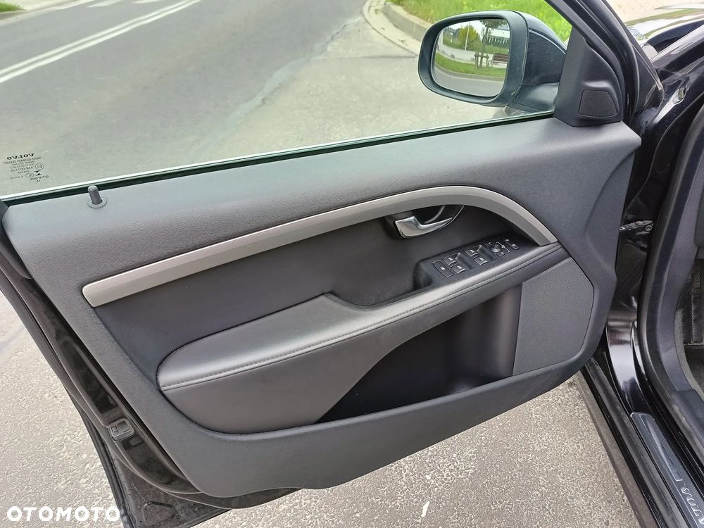Volvo V70 D3 Geartronic Edition - 16