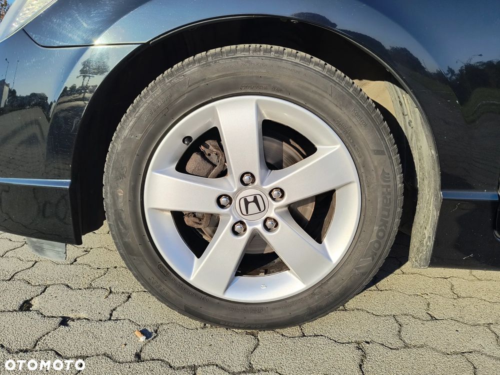 Honda Civic 1.8 Executive - 11