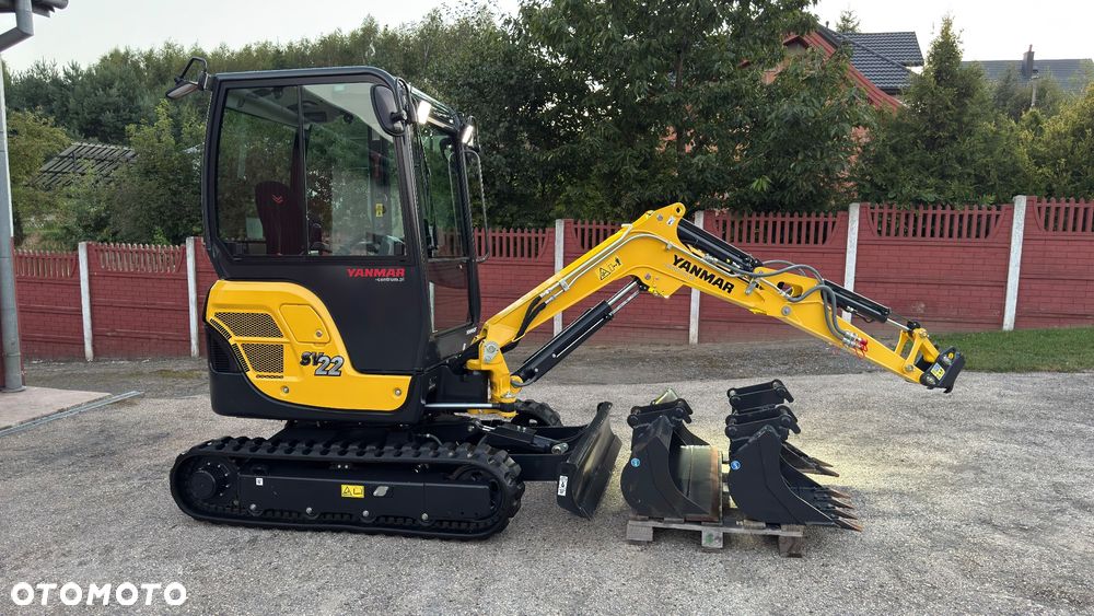 Yanmar SV22 / rok prod. 2021 / liczba godzin 42 / zakupiona w polskiej sieci dealerskiej / komplet 3 łyżek / stan idealny / - 30