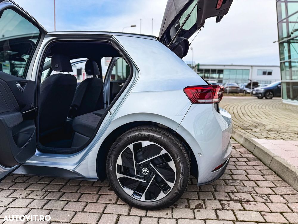 Volkswagen ID.3 - 11