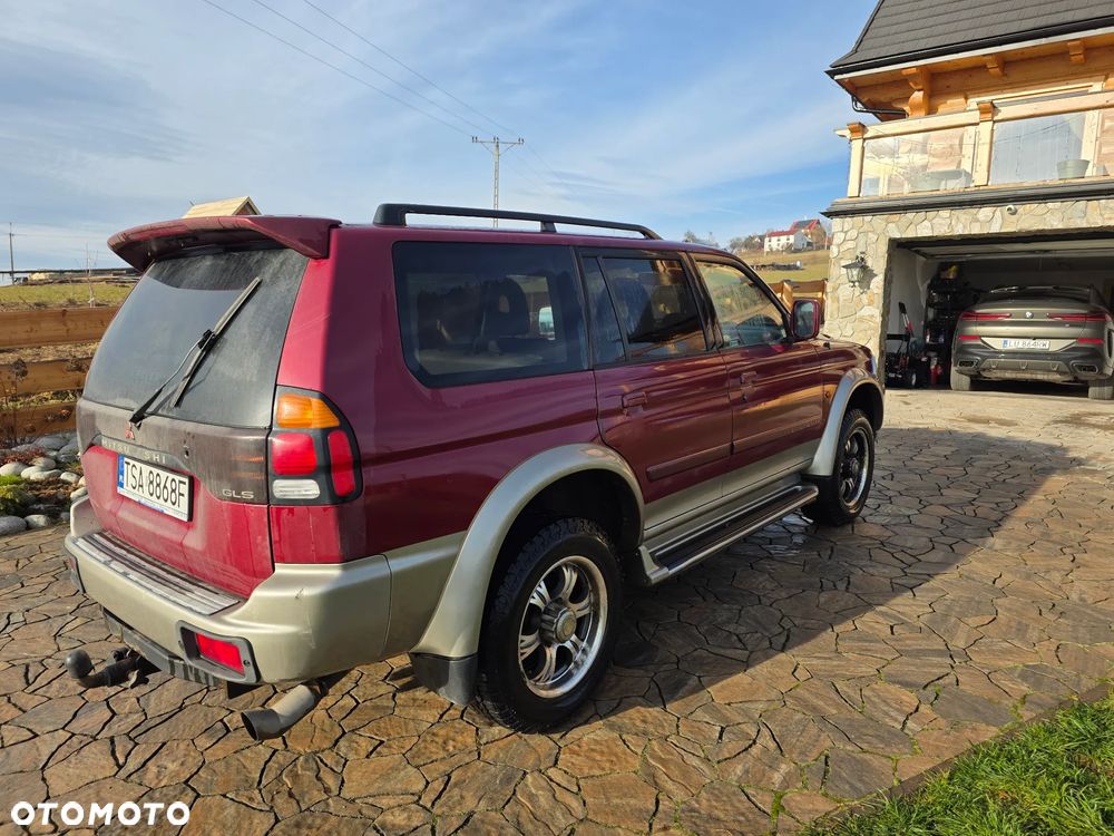 Mitsubishi Pajero - 7