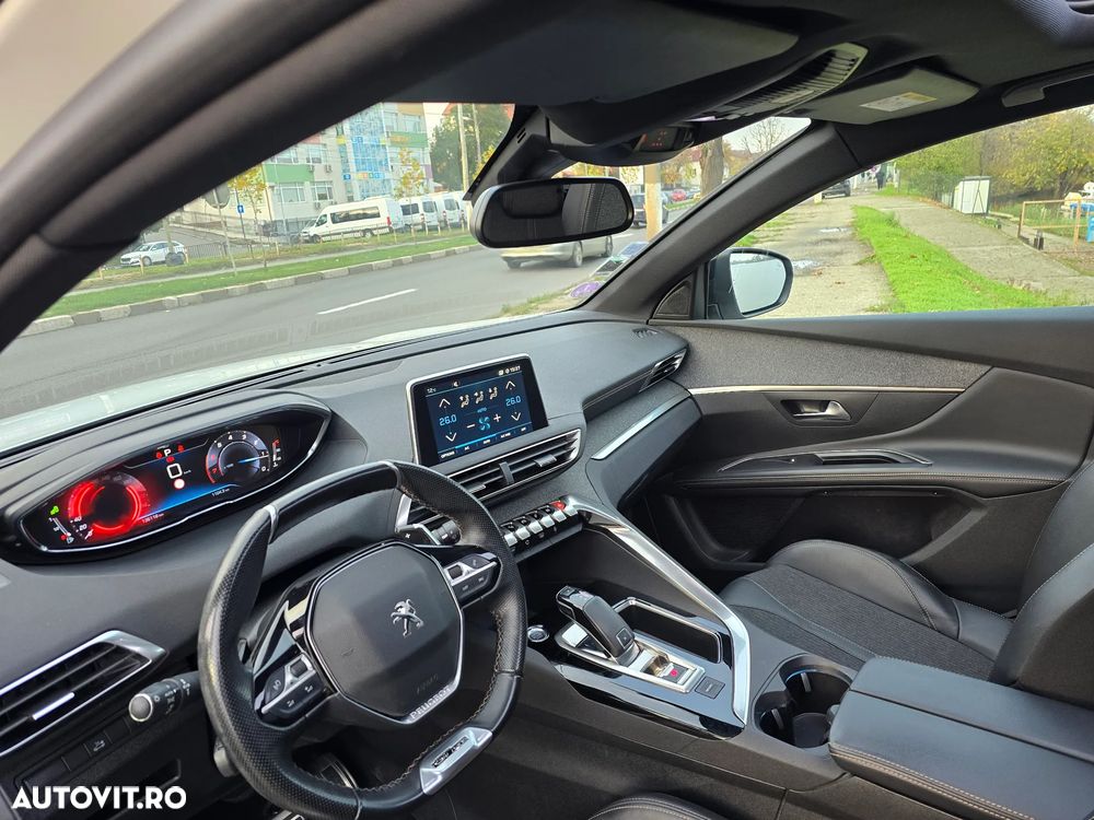 Peugeot 5008 PureTech 180 EAT8 Stop & Start GT - 11