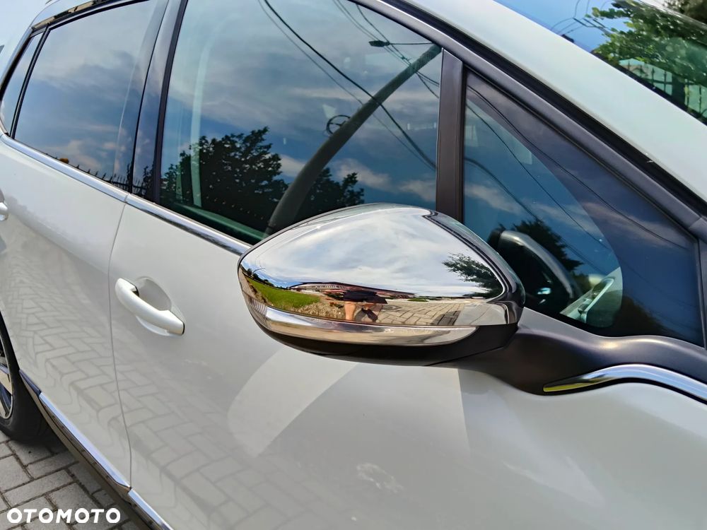 Peugeot 2008 e-HDi FAP 115 STOP & START Allure - 13