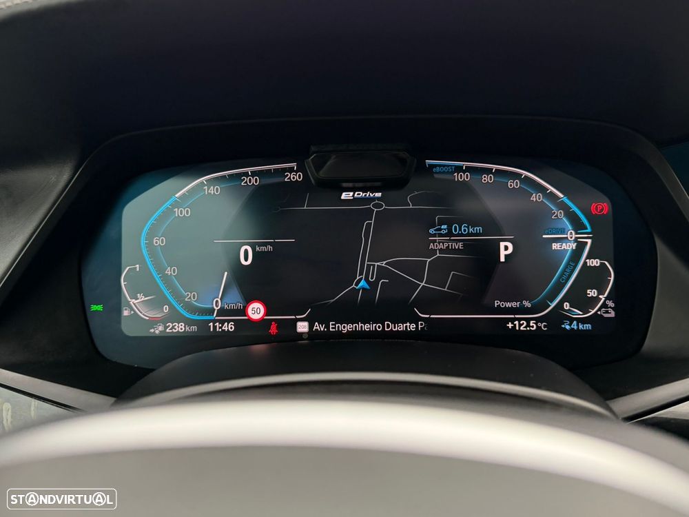 BMW X5 45 e xDrive Pack M - 41