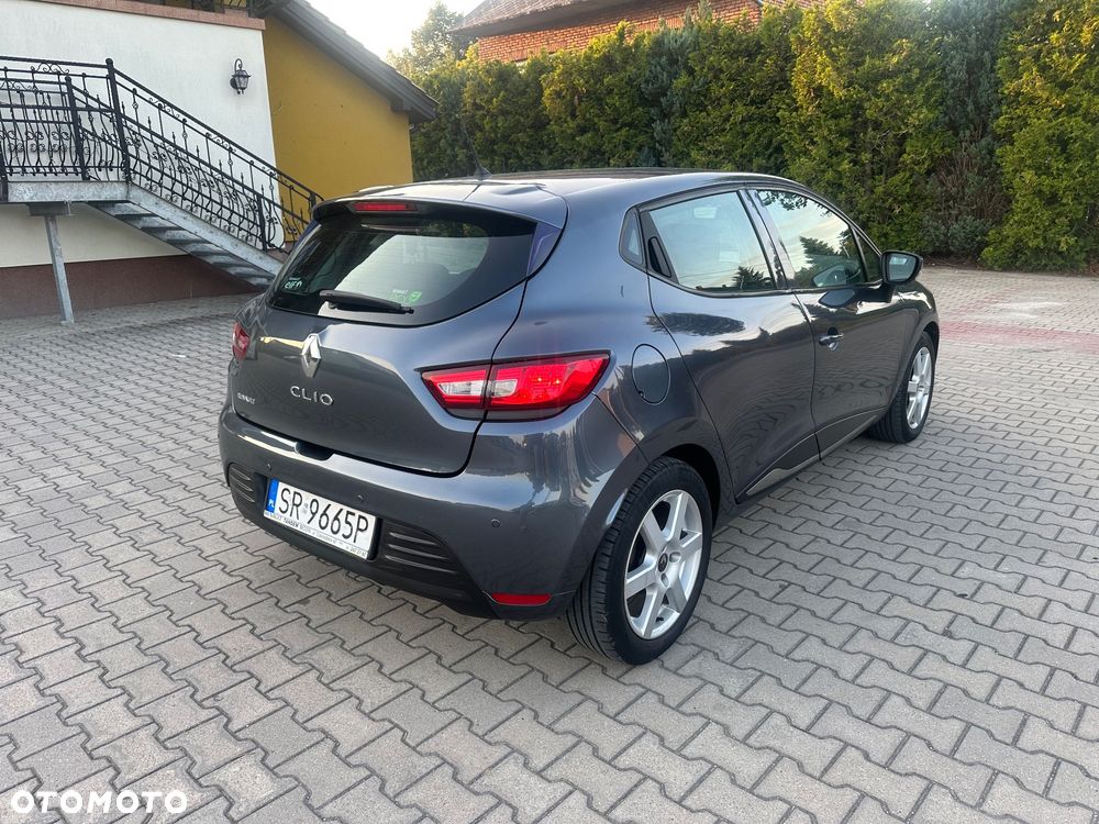 Renault Clio 1.2 16V Life - 4