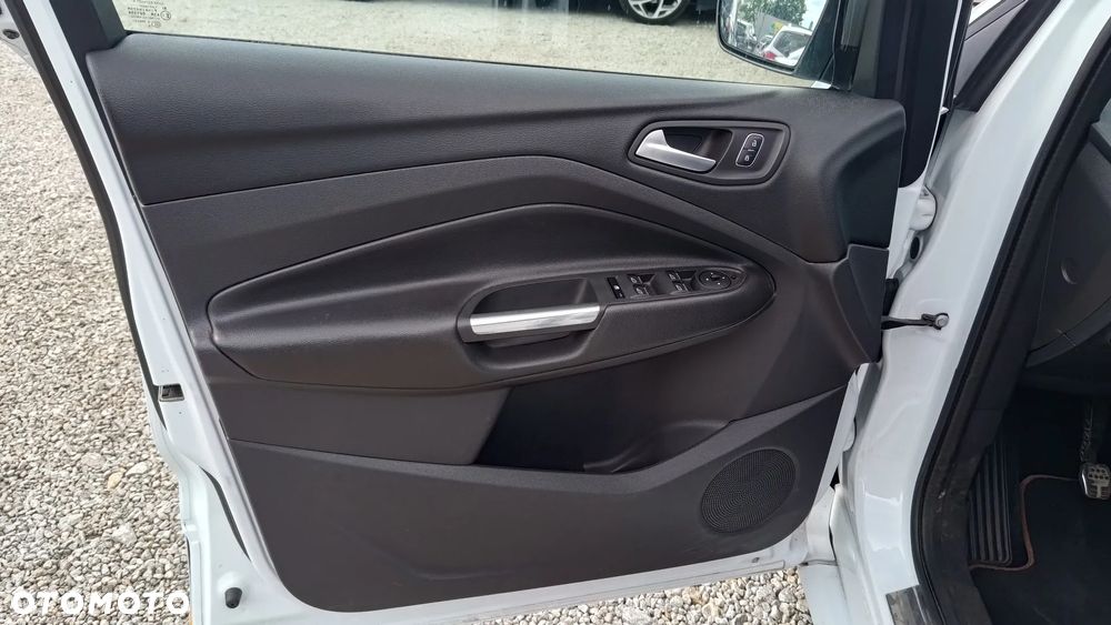 Ford Kuga 2.0 TDCi 4x4 ST-Line - 17