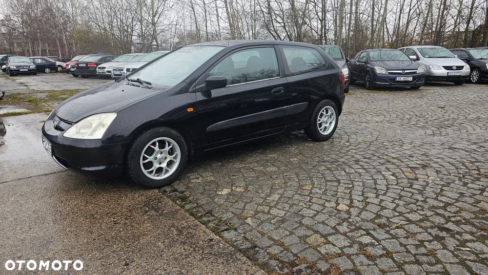 Honda Civic 1.4i S - 2