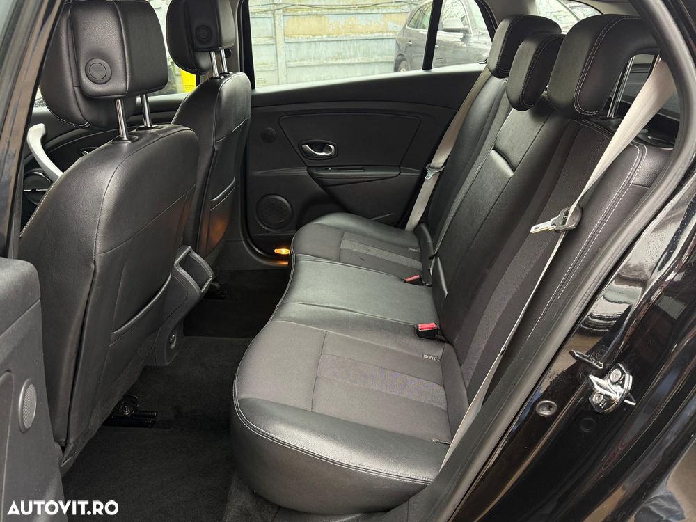 Renault Megane Grandtour TCe 130 BOSE Edition - 8