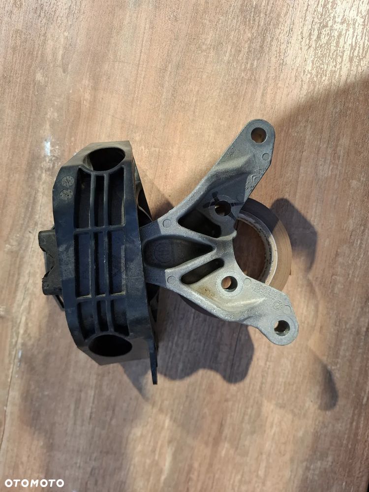 Poduszka silnika prawa C4 III ,C4 X ,Ds3 ,Corsa ,Peugeot  208 1,2 PURTECH 243248B - 2