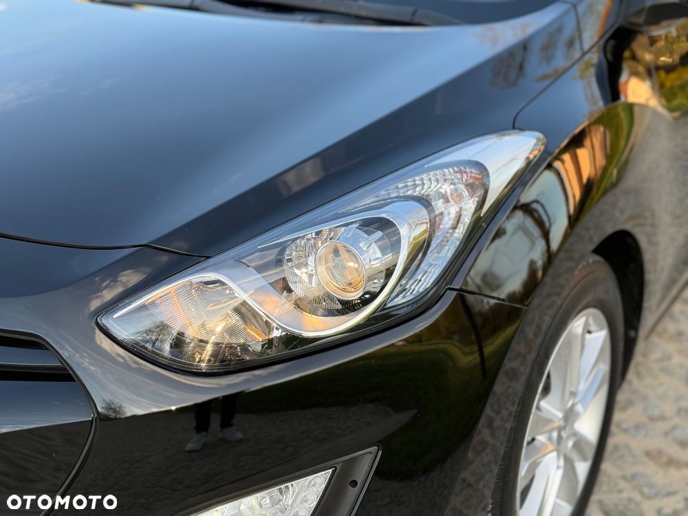 Hyundai i30 1.4 Fifa World Cup Edition - 12