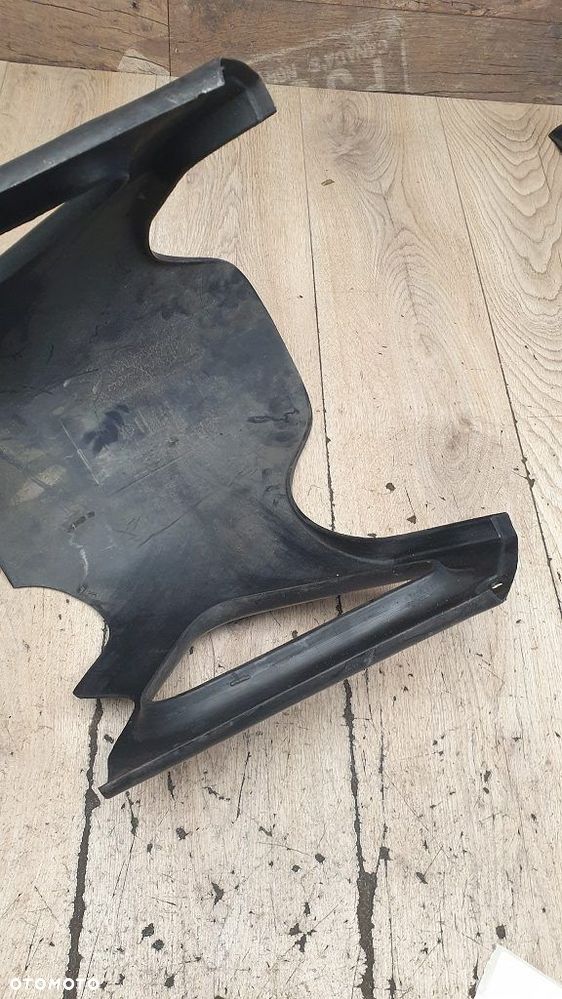 Błotnik tył osłona chlapacz hugger Moto Guzzi V11 Cafe Ballabio 01437030 - 9