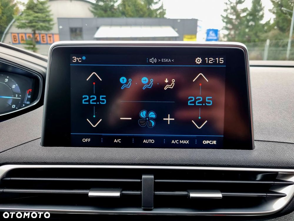 Peugeot 3008 1.2 PureTech Allure S&S - 22